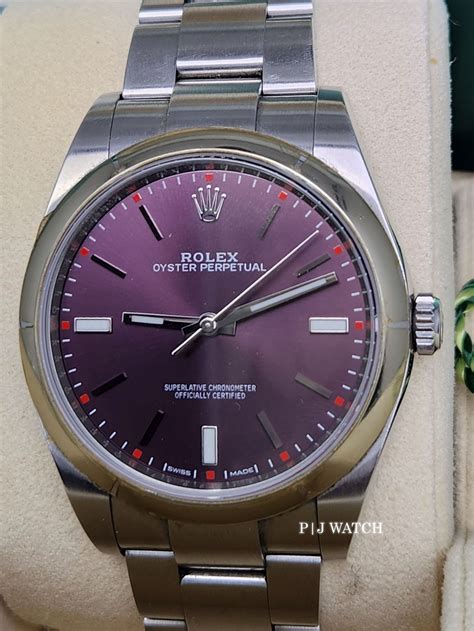 Rolex 114300 Oyster Perpetual 39mm Smooth Bezel Red Grape 